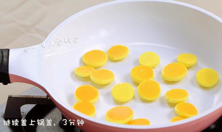 软香迷你小饼—平底锅步骤9