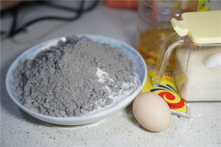 芝麻面包片步骤1