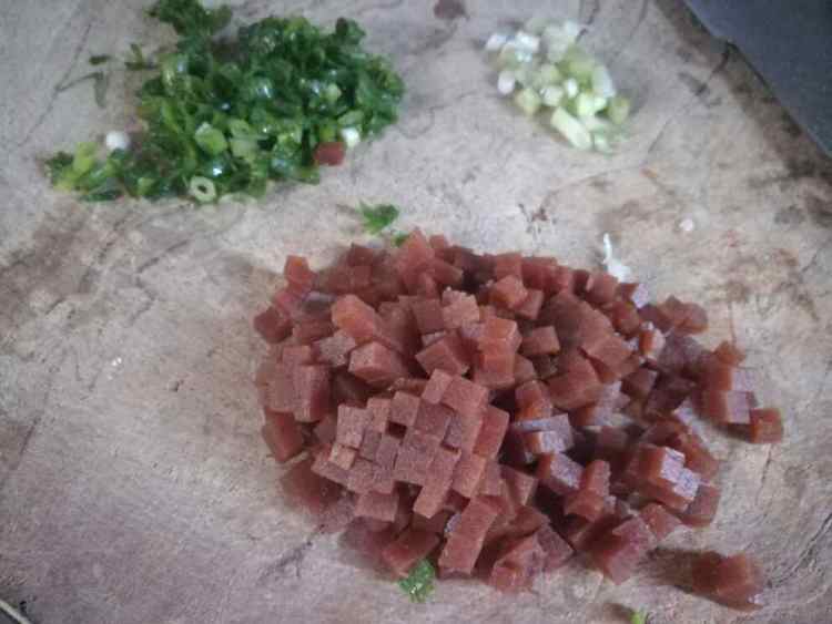 山楂糕牛奶炒饭步骤3