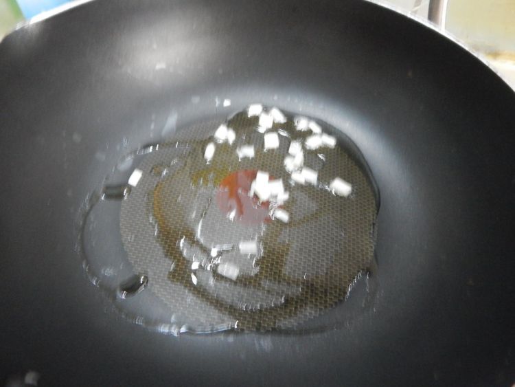 紫甘蓝蛋炒饭步骤3