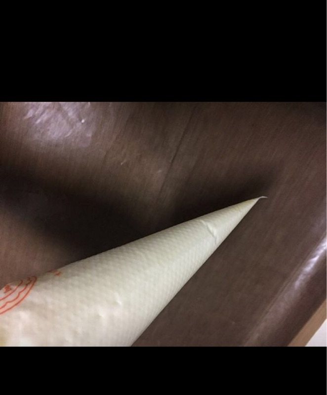 蓝天白云蛋糕卷步骤10