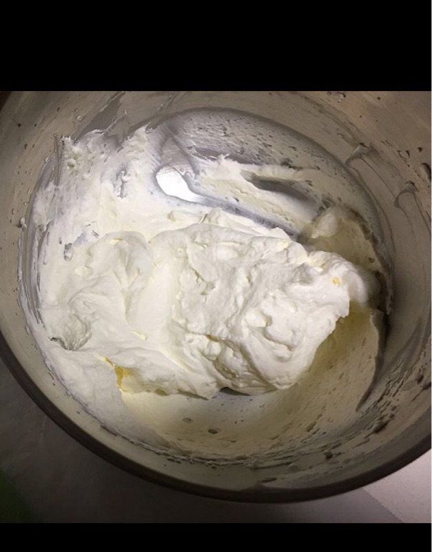 蓝天白云蛋糕卷步骤16