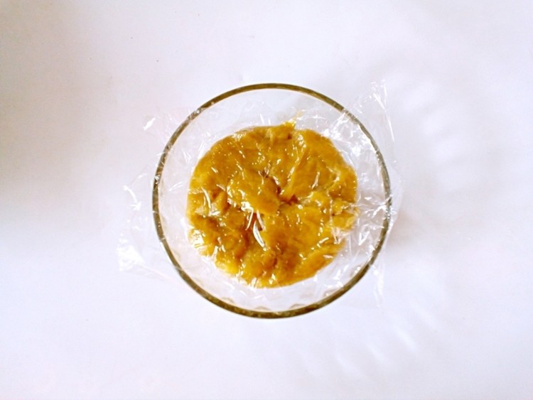 小黄人香蕉蛋糕卷步骤10