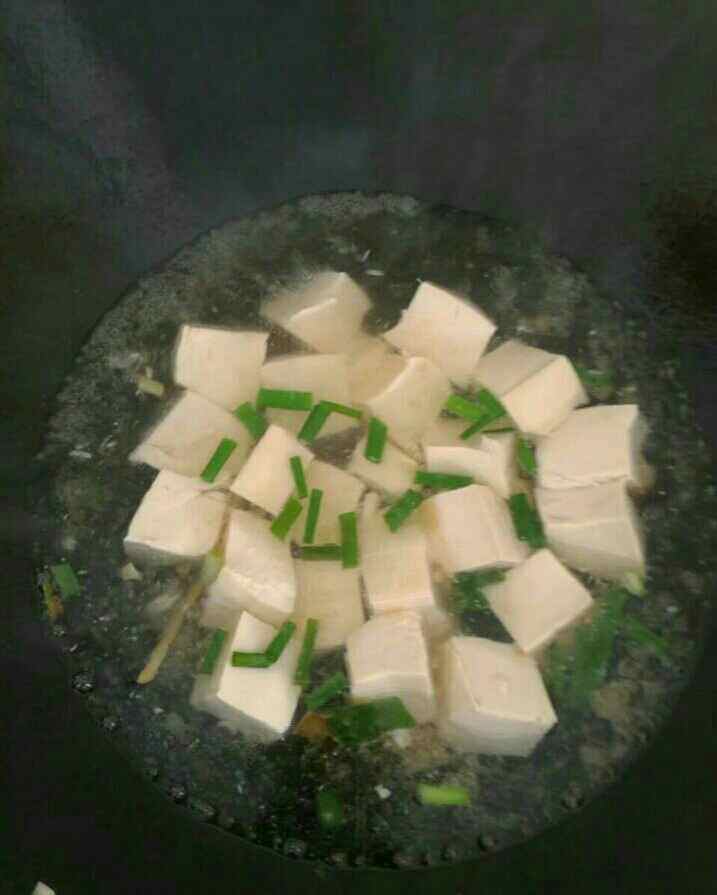 虾仁烩豆腐步骤7