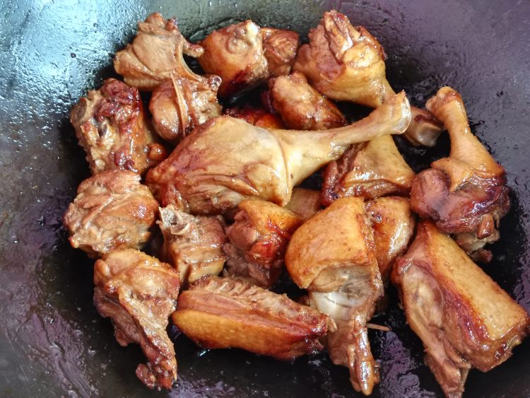 鸭肉炖香菇土豆步骤8