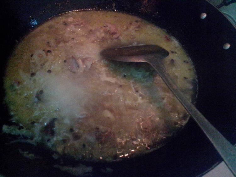 酸菜炖鸭肉步骤9