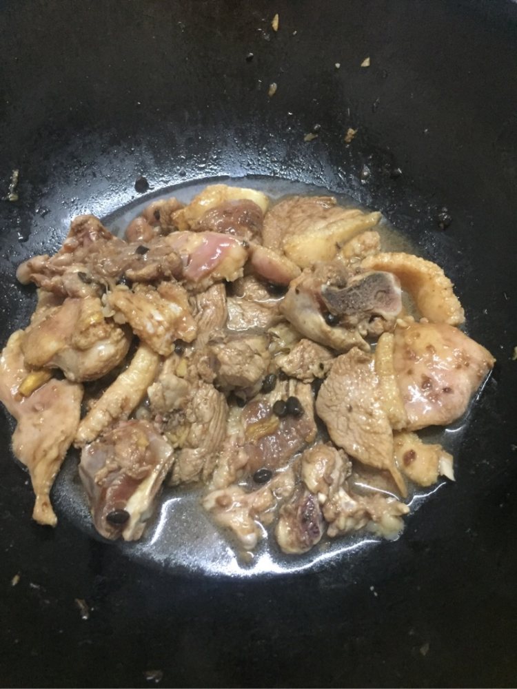腐竹焖鸭肉步骤7