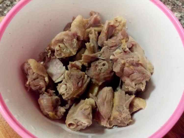 烟笋烧鸭步骤3