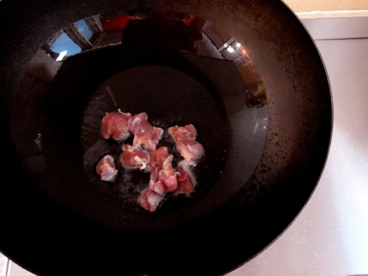 双豆鲍菇鸭丁步骤2