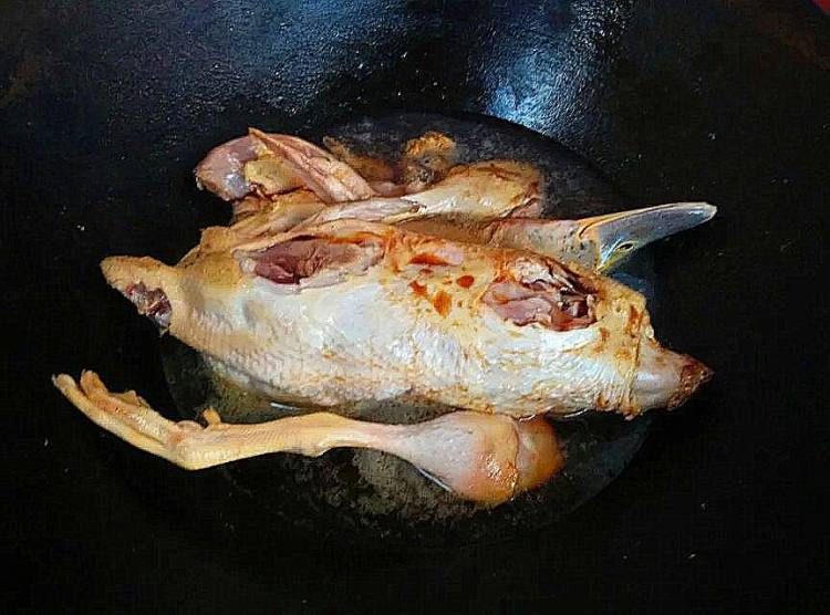 家常卤水鸭肉步骤3