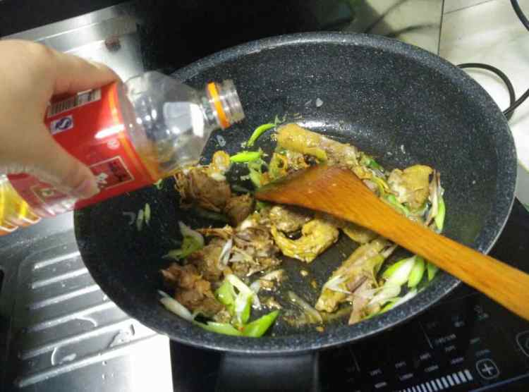 蒜香鸭肉步骤9