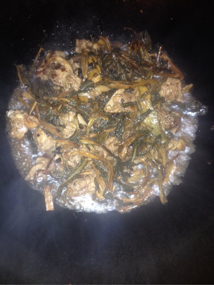 菜干焖鸭步骤6