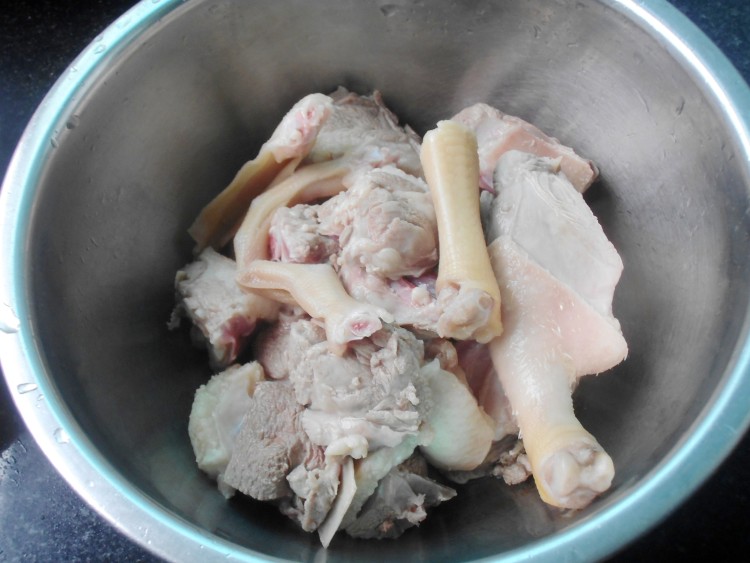 香菇焖鸭步骤5