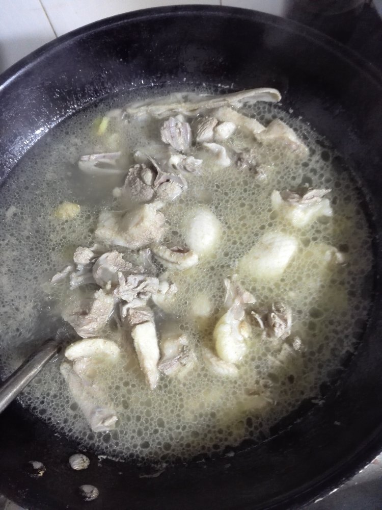 奇味焖鸭步骤4