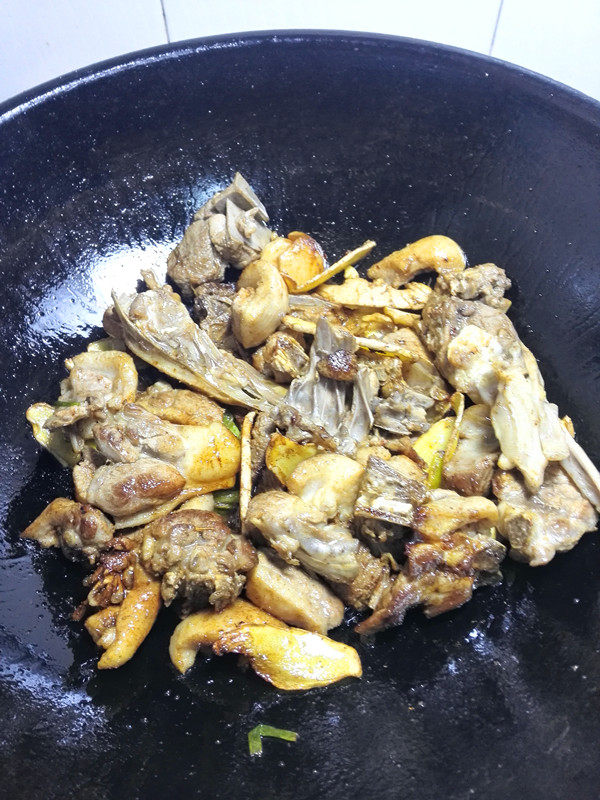 奇味焖鸭步骤7