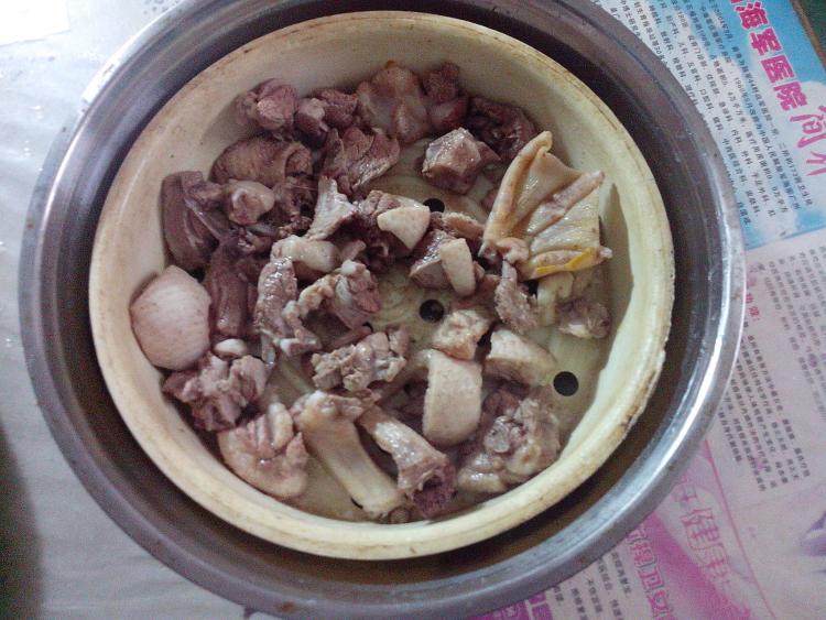 酸萝卜鸭肉汤步骤4