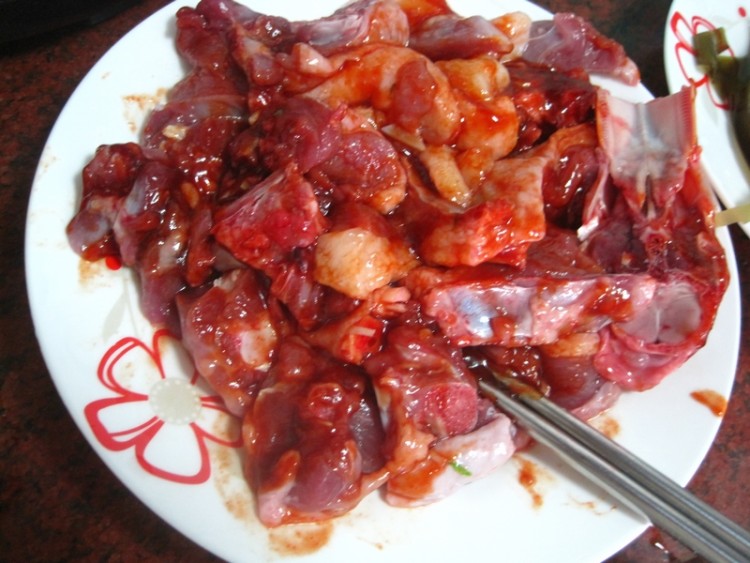 海带烧鸭肉步骤3