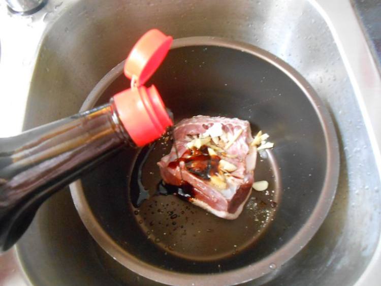 酱汁鸭肉步骤6