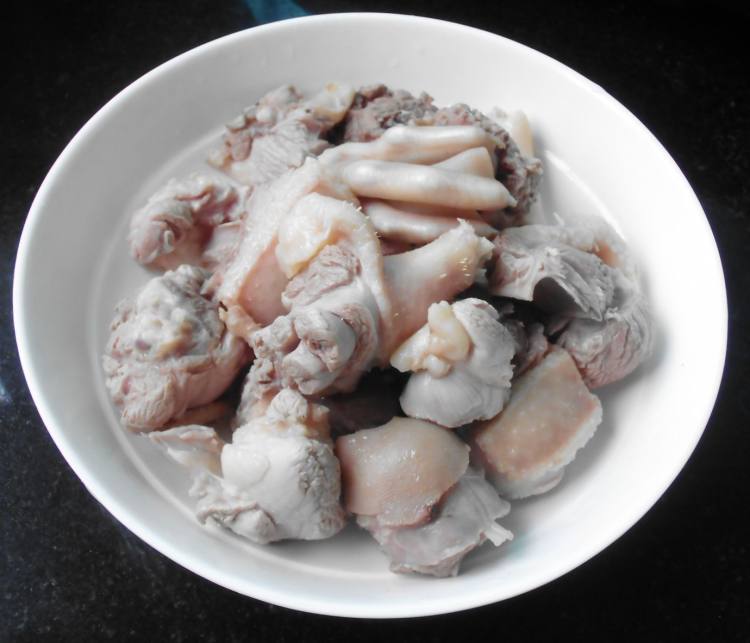 菠萝鸭步骤4