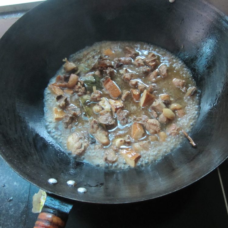 青椒卤豆腐干烧鸭步骤12