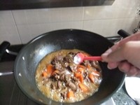 胡萝卜炖鸭肉步骤11