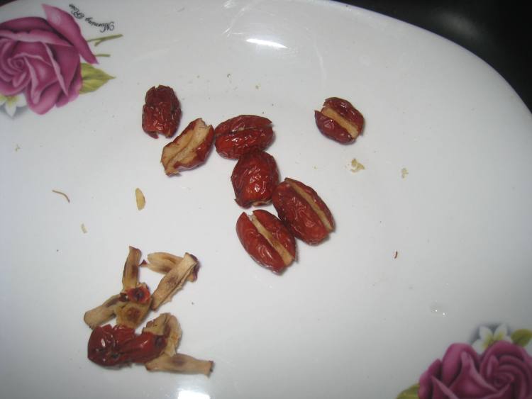 虫草花炖鸭汤步骤4