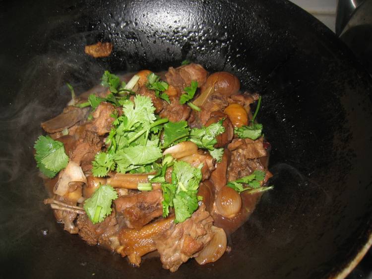 秋栗红烧鸭肉步骤6
