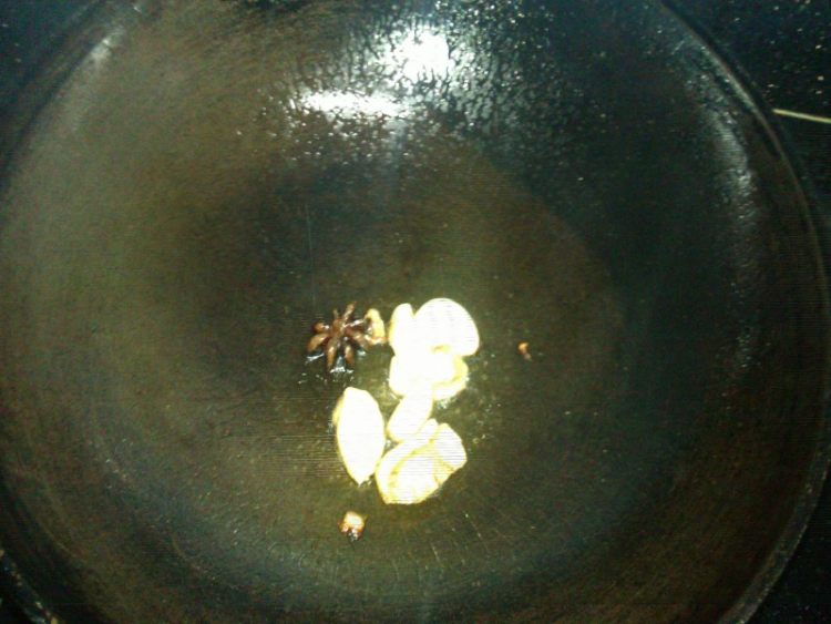 鸭肉烧土豆步骤2