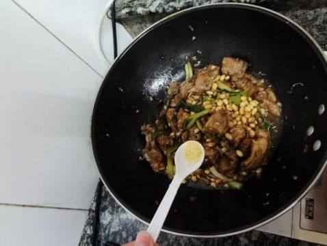 黄豆鸭肉煲步骤10