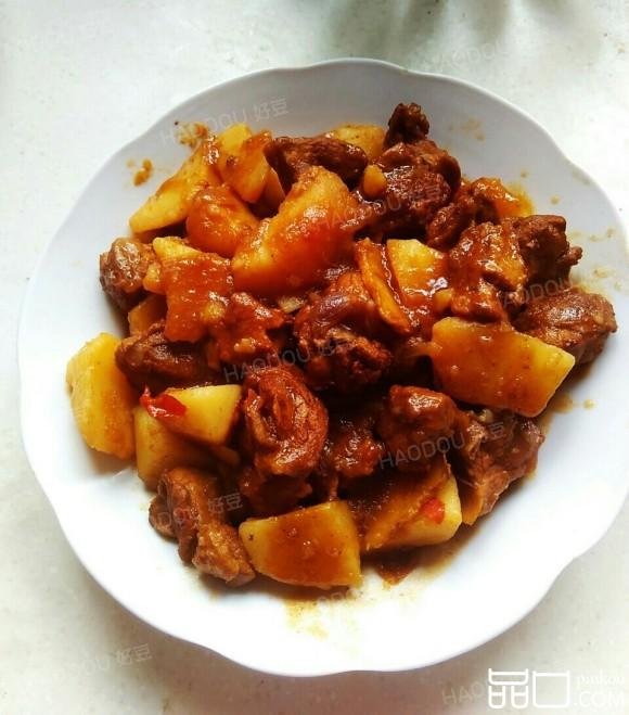 红烧鸭腿炖土豆