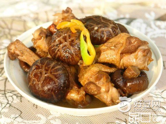 香菇炖鸭腿