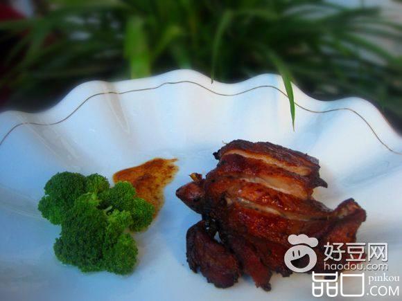 叉烧酱烤鸭腿