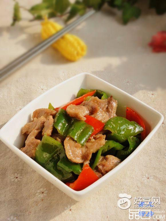 青红椒炒鸭肉片