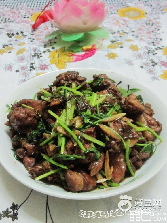 香菜鸭腿