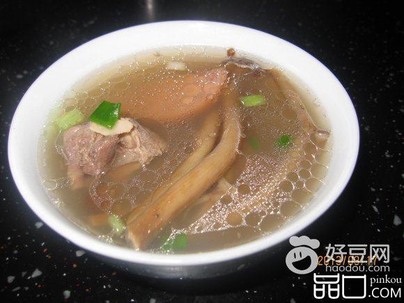 美味鸭菌汤