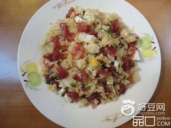 腊肠咸蛋炒饭