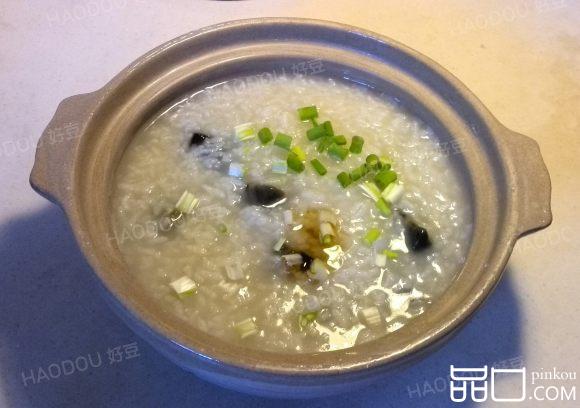 皮蛋无肉砂锅粥