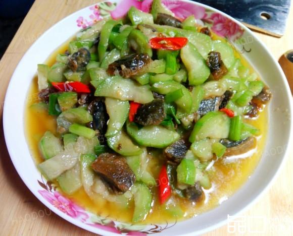 皮蛋炒丝瓜