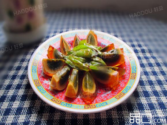 青椒拌皮蛋