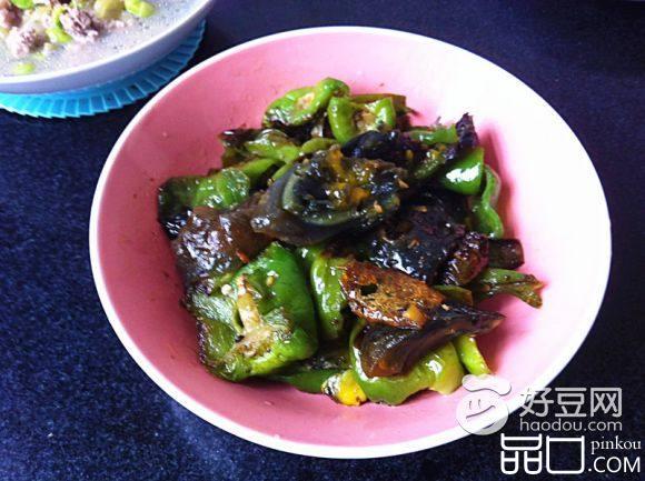 皮蛋烧青椒