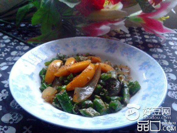 皮蛋炒辣椒