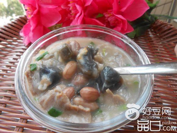 花生皮蛋瘦肉粥