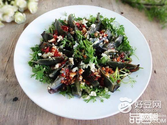 香菜拌皮蛋