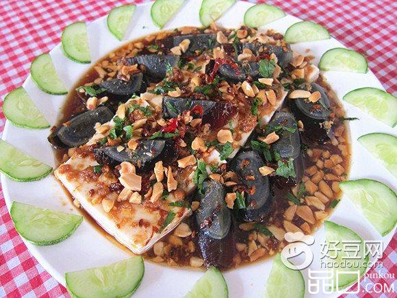 泰式凉拌皮蛋豆腐