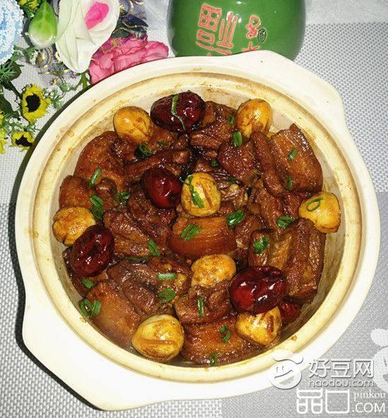 猪肉鹌鹑蛋炖红枣