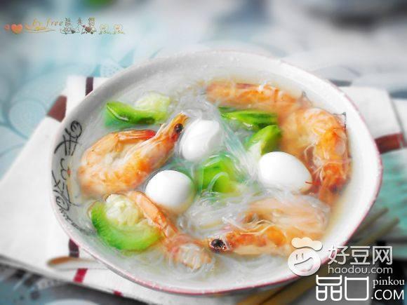 鲜虾粉丝滚鹌鹑蛋