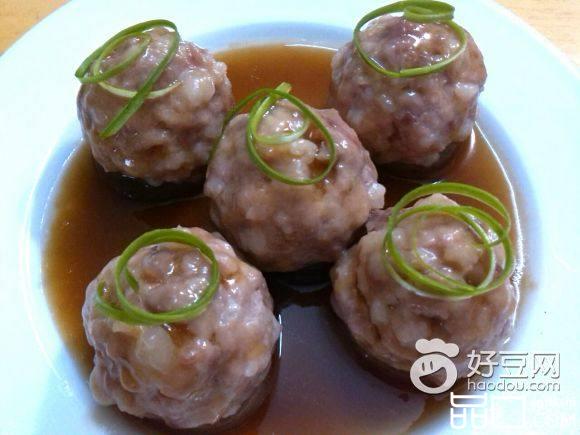 鹌鹑蛋肉末瓤香菇