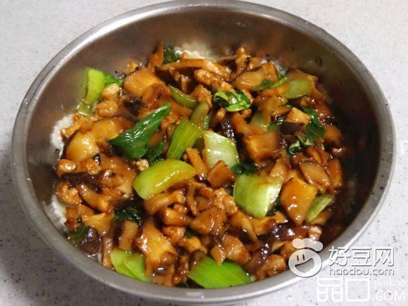 青菜香菇蝴蝶面