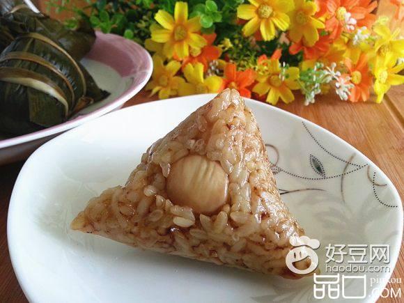 猪肉鹌鹑蛋粽子