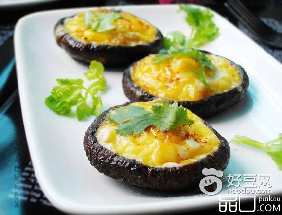 奶酪鹌鹑蛋烤香菇